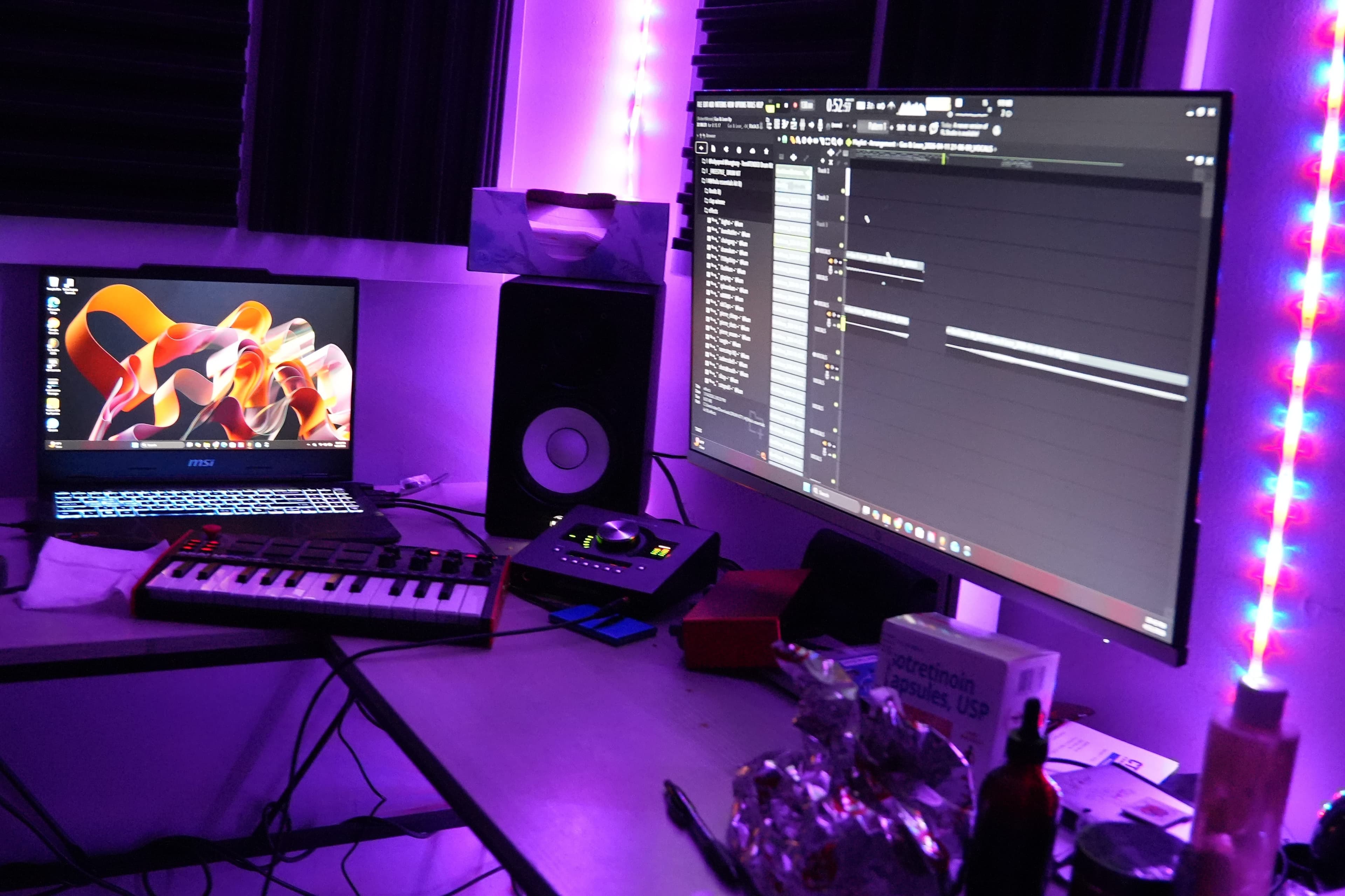 STUDIO